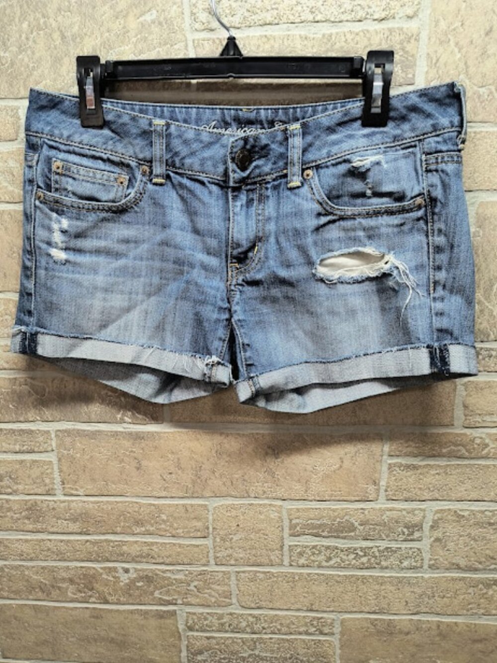 American Eagle Distressed Denim Jean Shorts Size 6